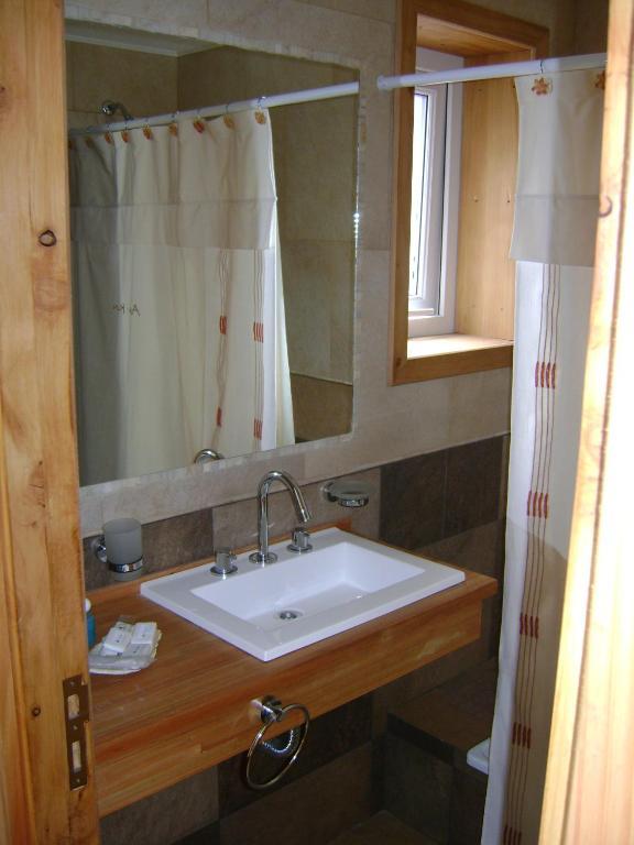 Hosteria Antu Kuyen San Carlos de Bariloche Bilik gambar